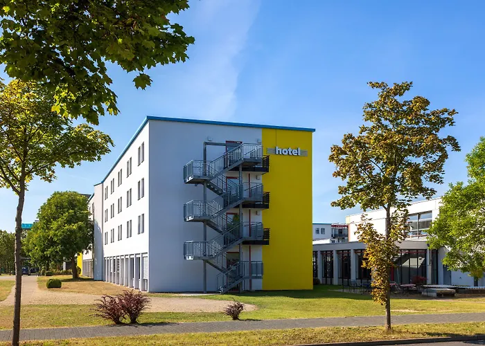 Ibis Styles Darmstadt Hotel 3*